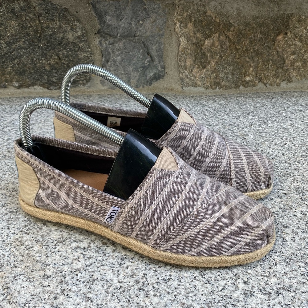 Toms​